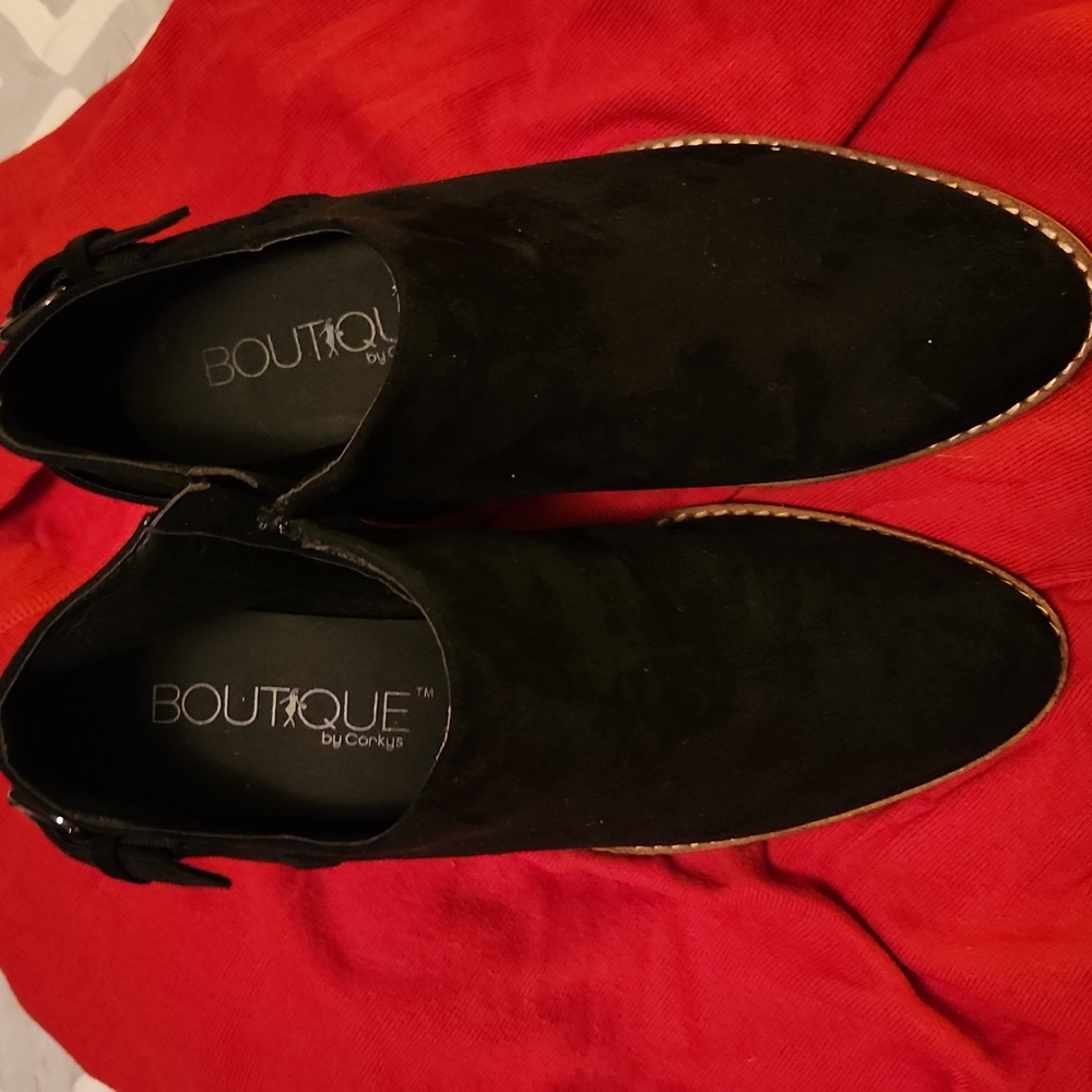 Women's black Boots